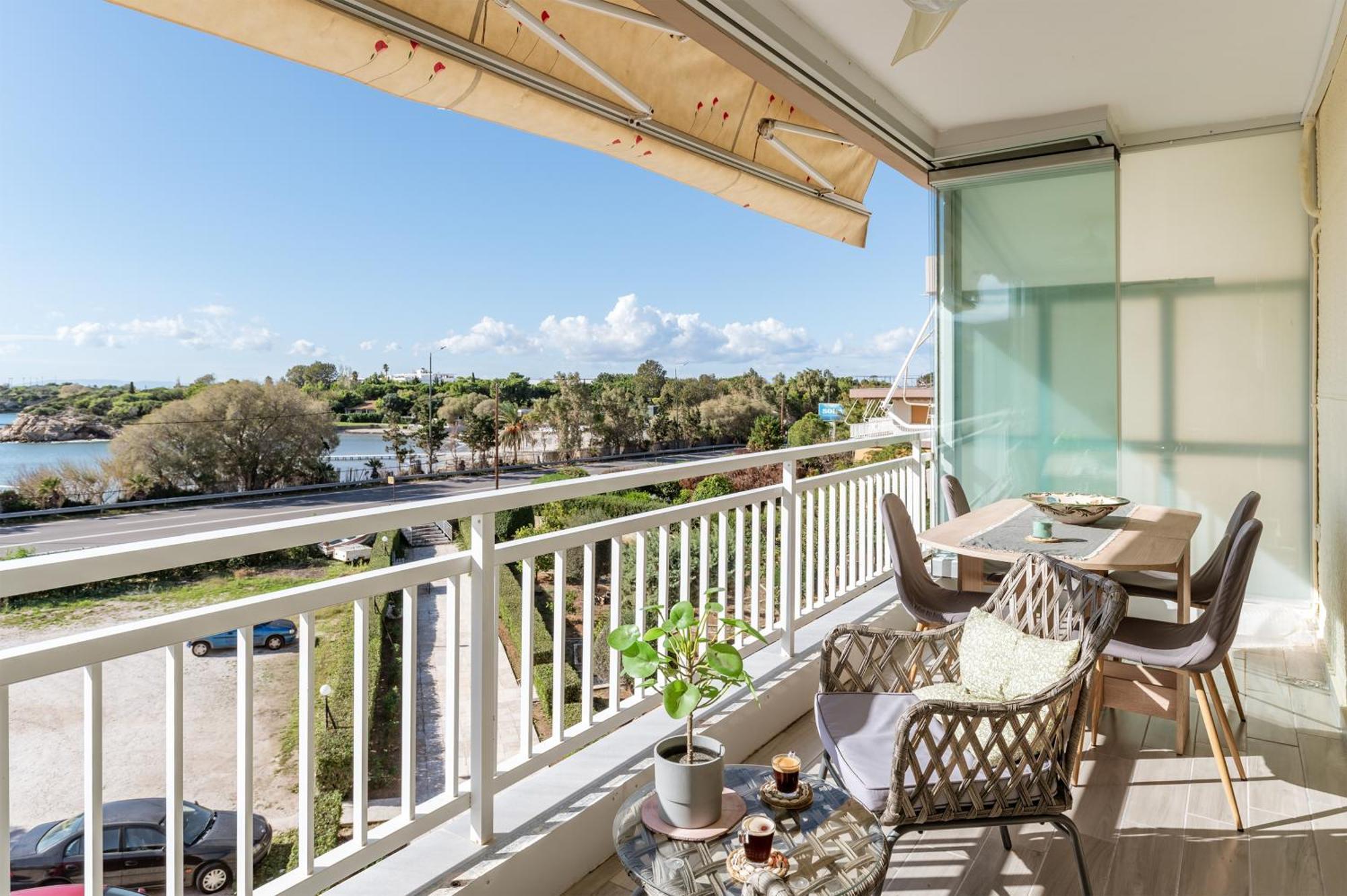 Amazing Sea View Apartment Kalivia Thorikou Esterno foto